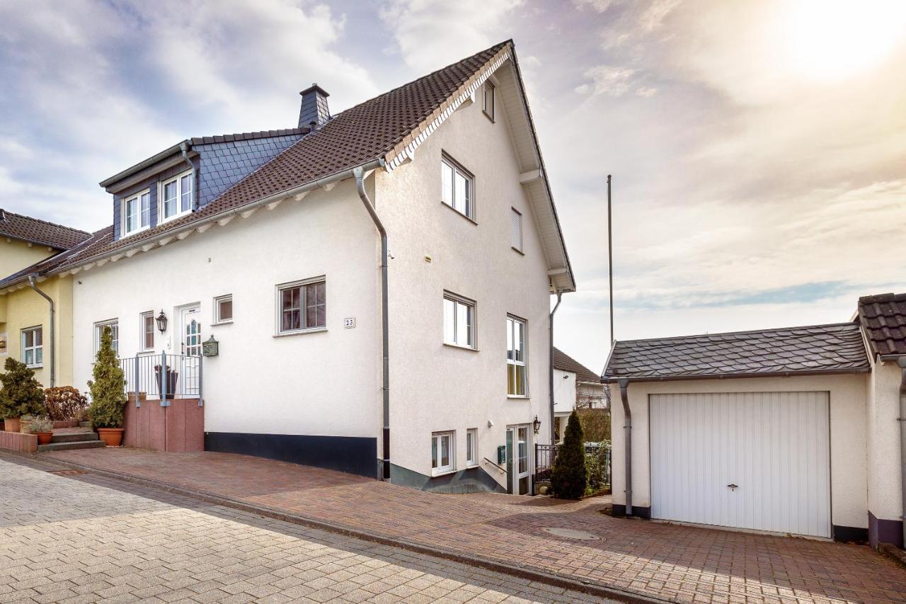 Ferienwohnung Julia - Klimatisiert Wolken Екстер'єр фото